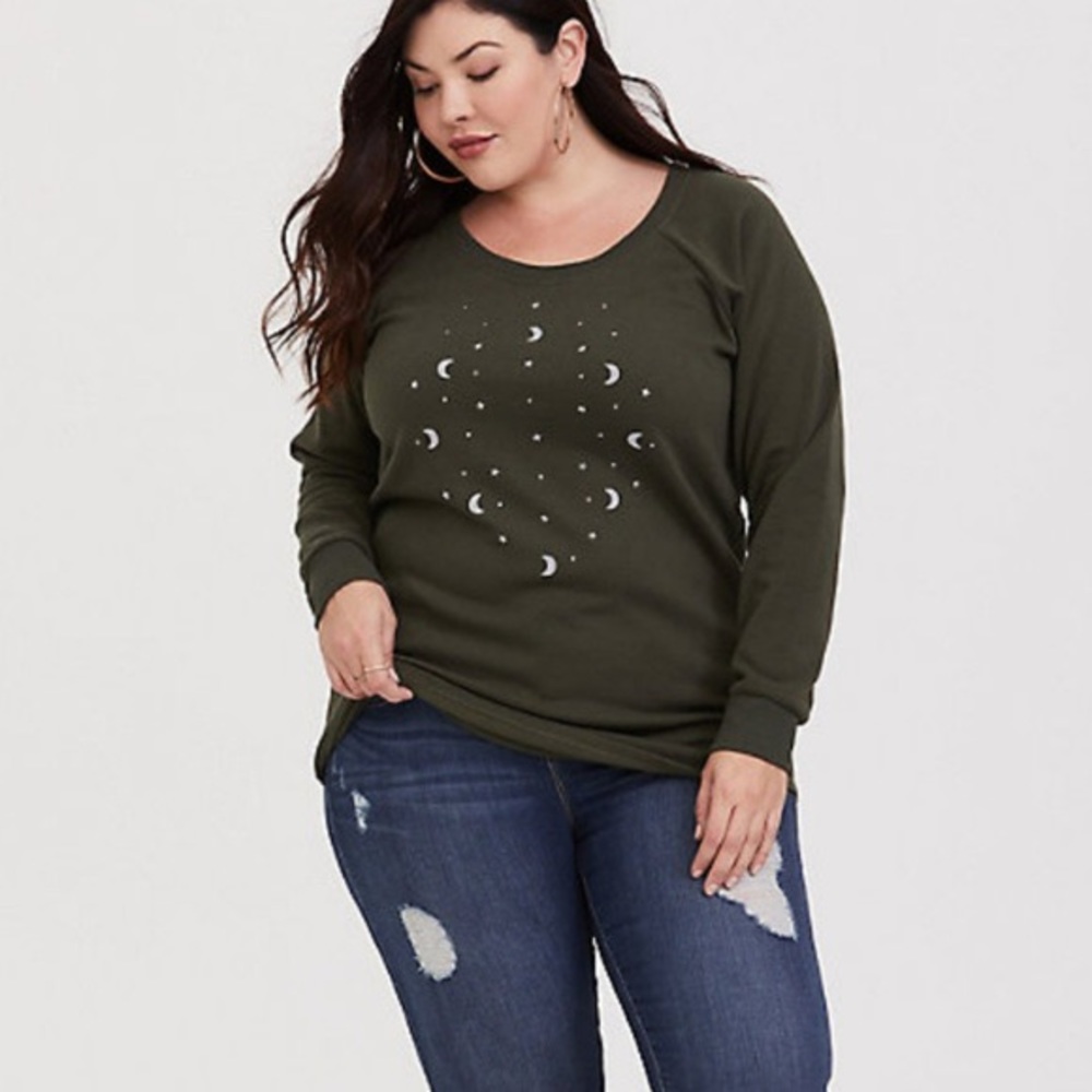 Torrid size 3 moon star embellished sweatshirt